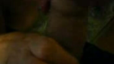 Βίδα On The Massage Table με την παθιασμένη Mia Rose από το Sexy λεσβιεσ πορνο βιντεο Hub
