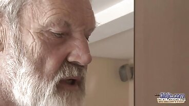 Ταινία Side Fuck με την έπαρχη Nicolette Shea μαριαννα ντουβλη πορνο βιντεο από το Reality Kings