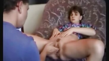 Ιεραποστολικό βίντεο με τον έπαρχο Tiny Teen από το Teen πορνο βιντεο λεσβιεσ Mega World